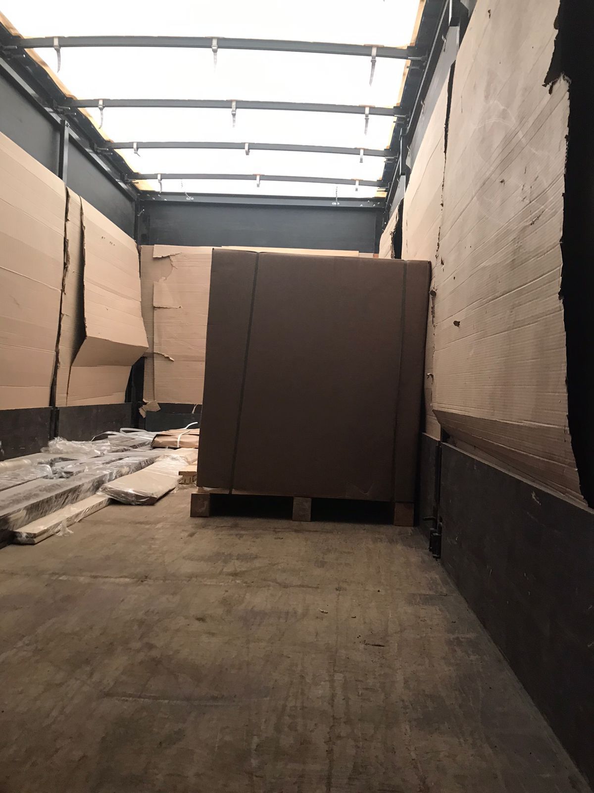 Отгрузка винтового компрессора Remeza ВК10Т-10 и ресивера Remeza РВ 500.11.00 в г. Казань